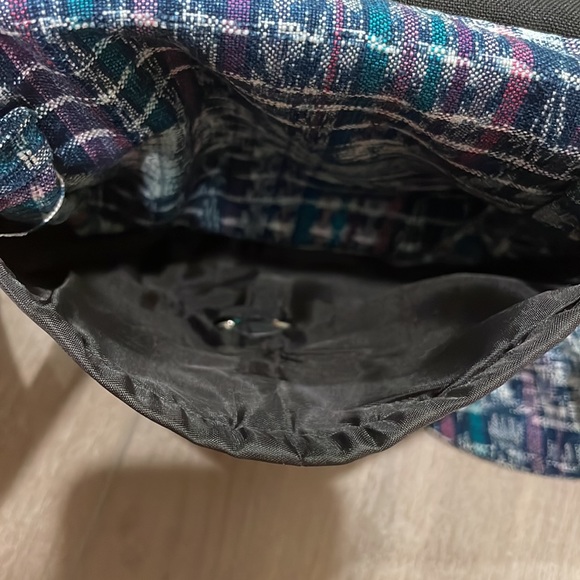 Adorable adjustable Belt Bag!! Excellent Condition - Picture 8 of 8